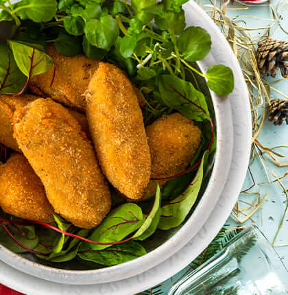 Krokieciki z beszamelu z wędzonym na gorąco łososiem